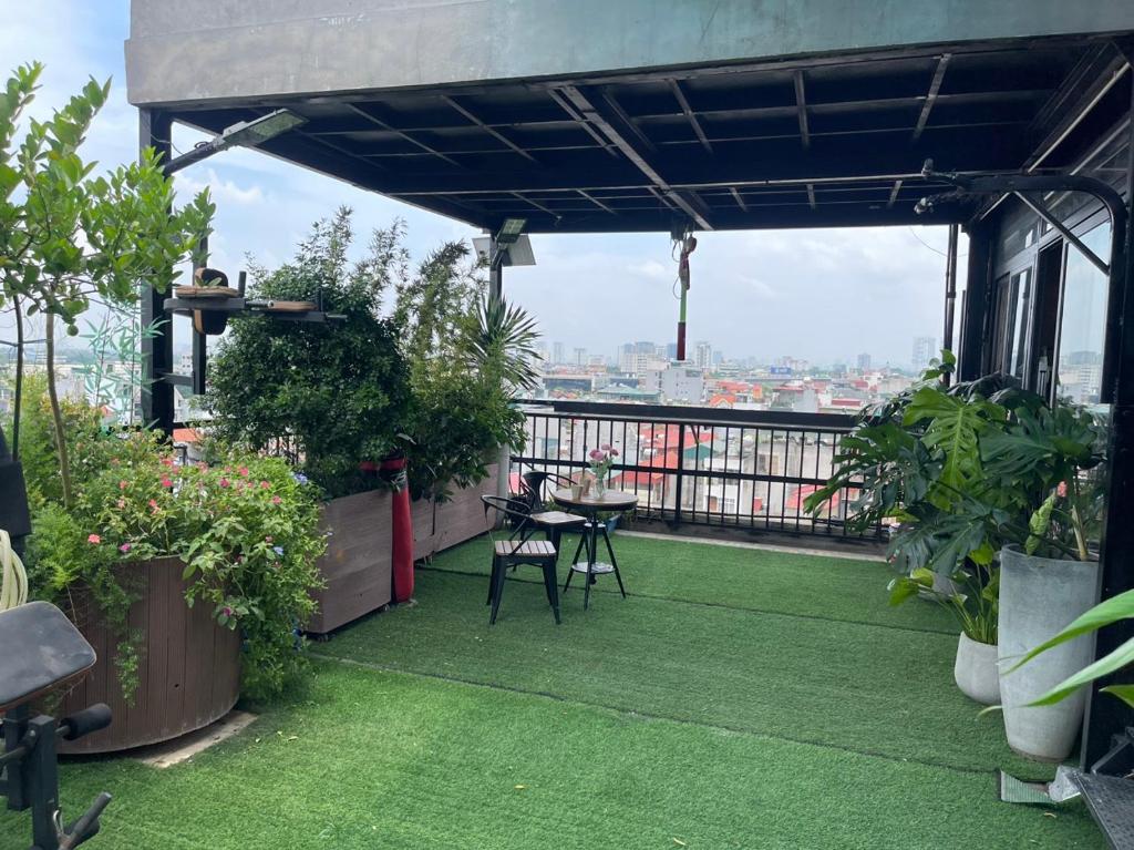 Happy House- Studio Apartment