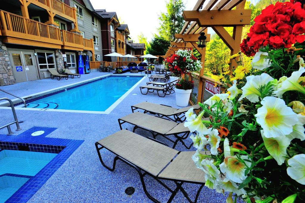 Pemberton Valley Lodge photo 3
