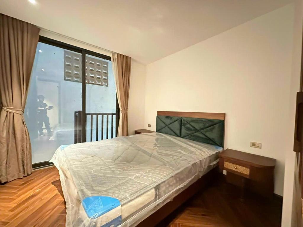 3 Bedrooms Apartment