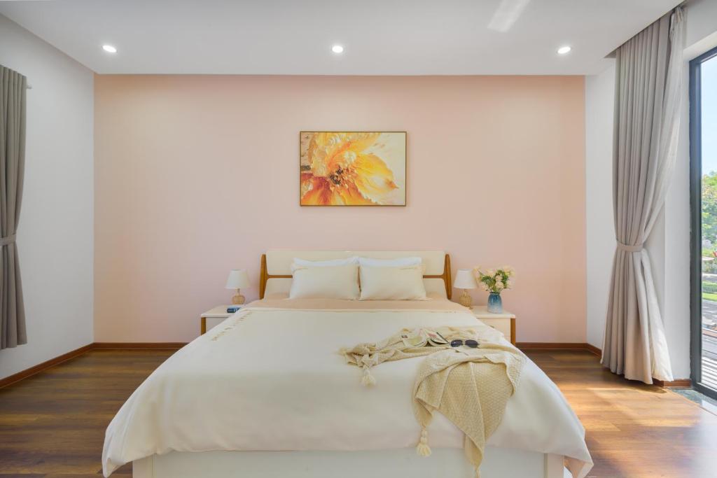 May Crystal Villa 5BR private pool near the beach