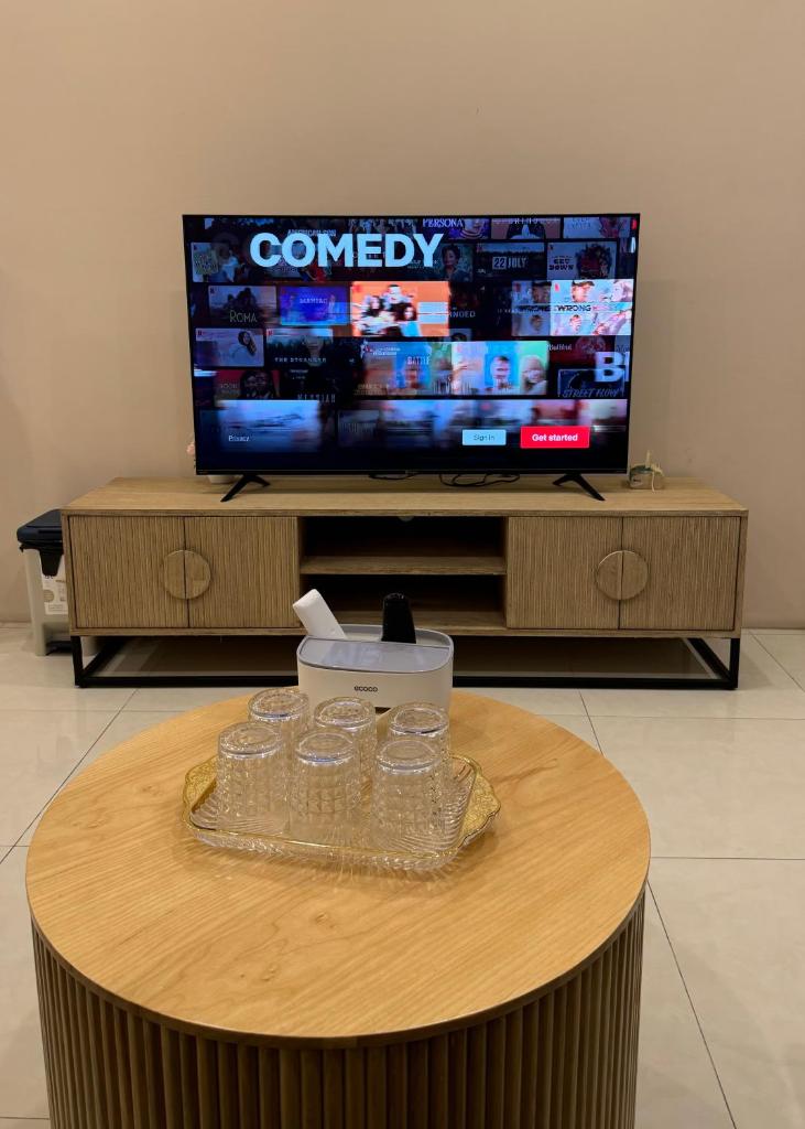 Add 17Gia Ngu 4rd floor City view elevator available