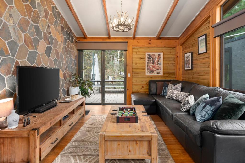 Alpine Creek House and Cabin photo 1