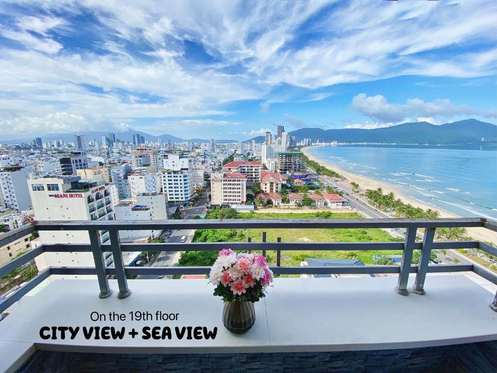 Ocean view sunrise at My Khe