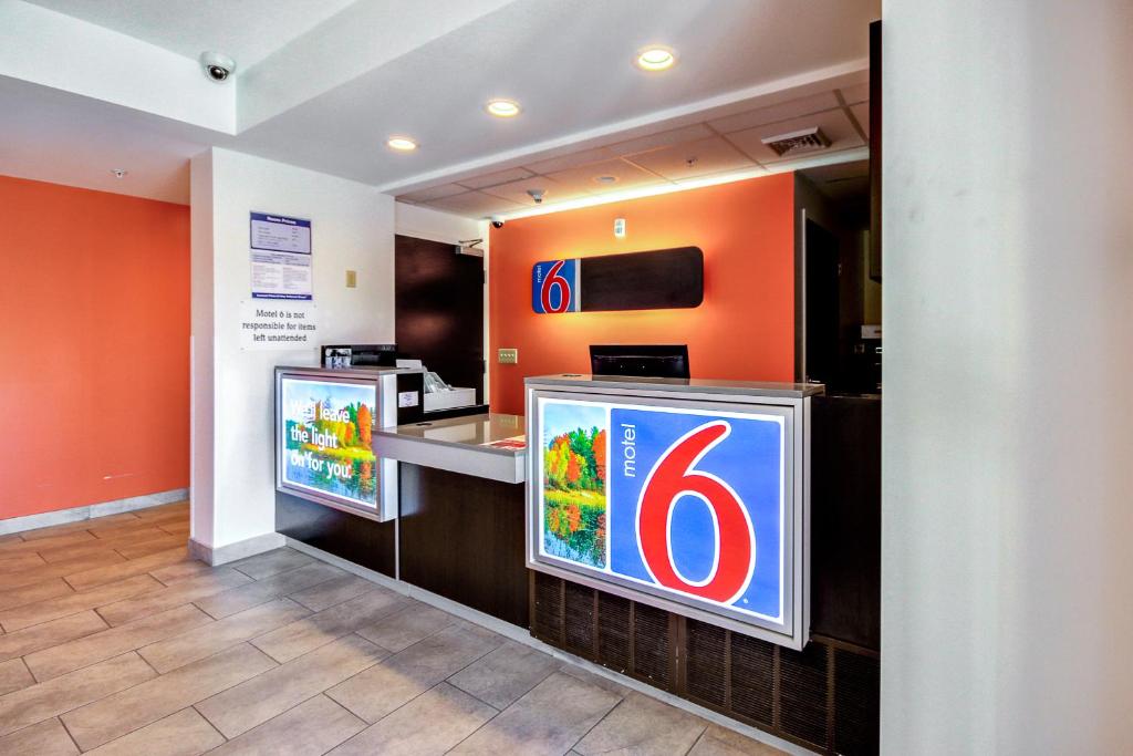 Motel 6-Allentown, PA photo 4