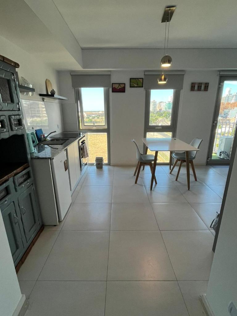Alojate en METRA Puerto Norte, luminoso estudio con pileta, gym y balcon photo 2