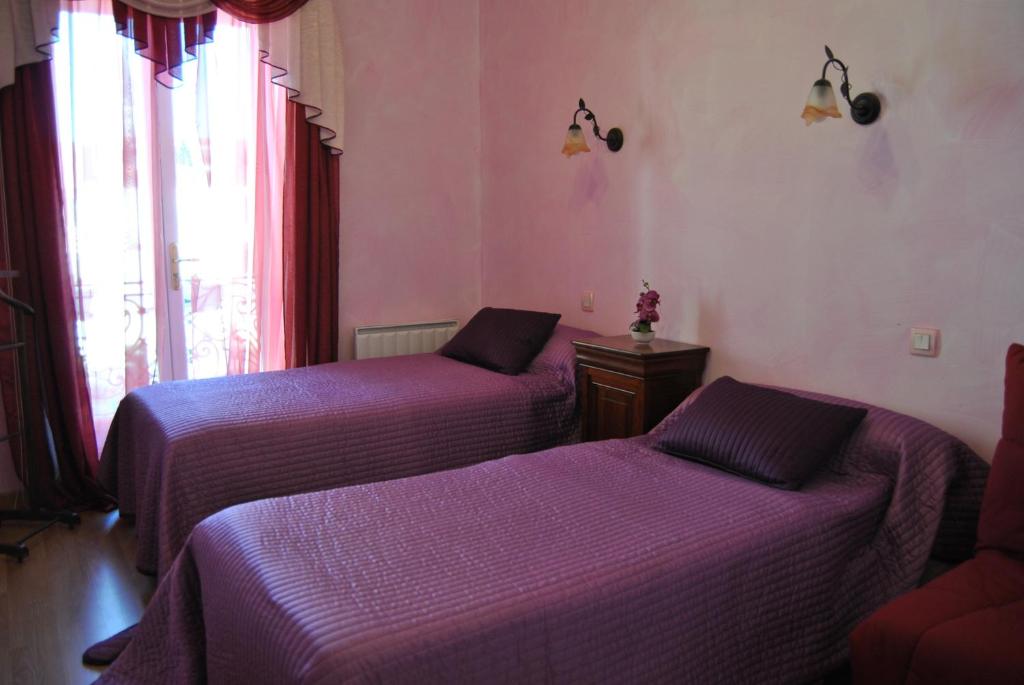 Au Pied du Chateau photo 1
