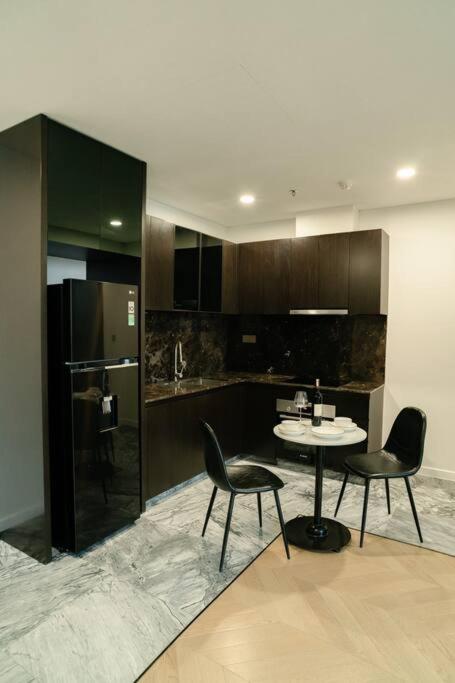 1 Bedroom City View Apartment