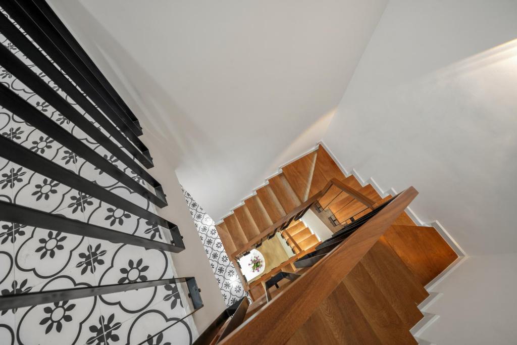 June House - Walk to Dragon Bridge