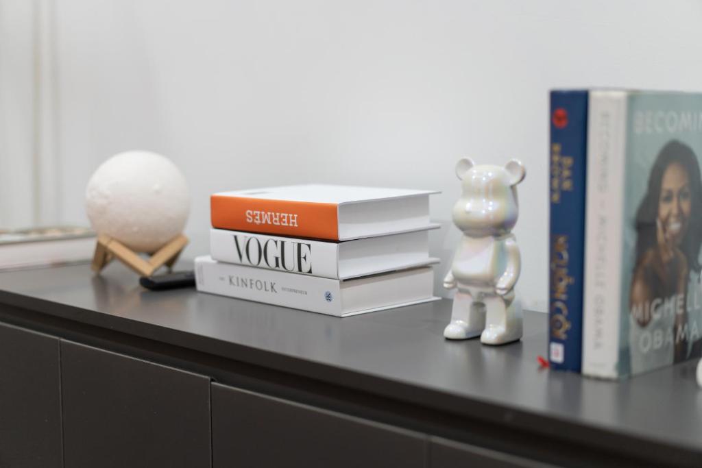 Harmony Home-Projector-Bathtub- Spacious