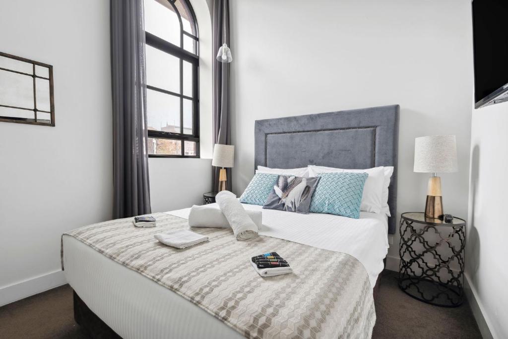 Devlin 103 Luxe Apartment photo 1