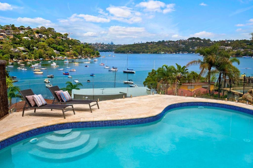 World Class Villa Manly Beach HarbourView Sauna Private Beach