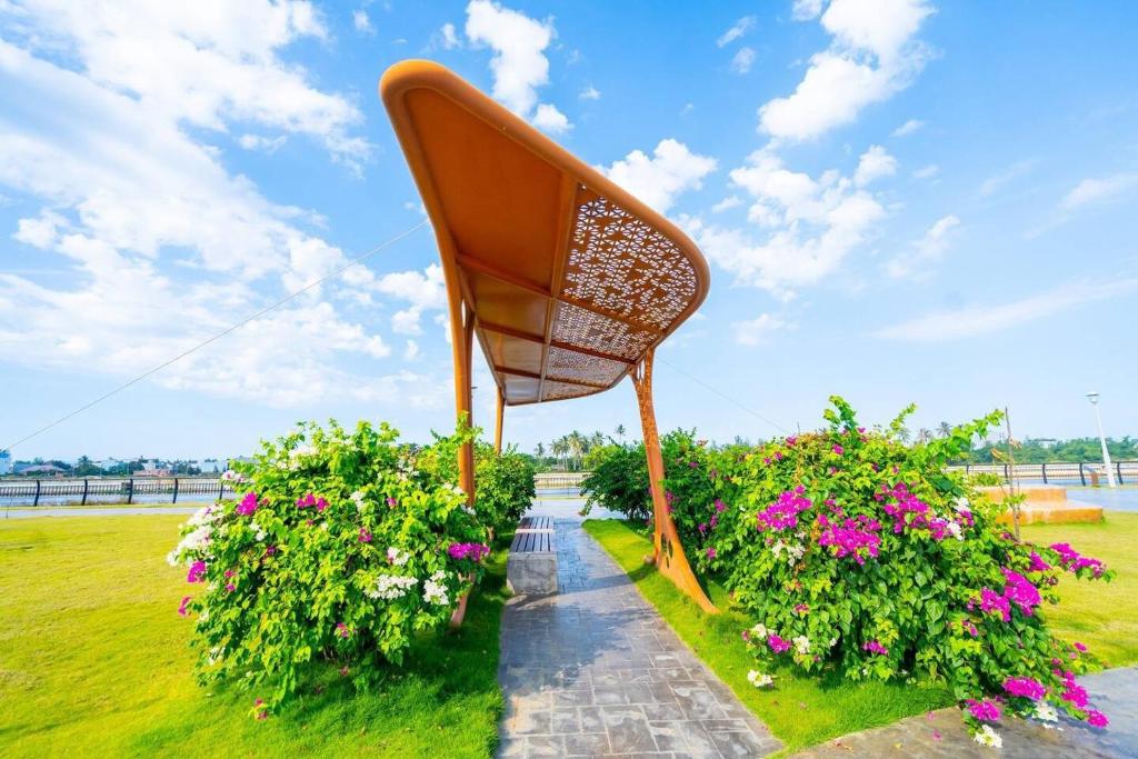 One River Pool Villas Da Nang