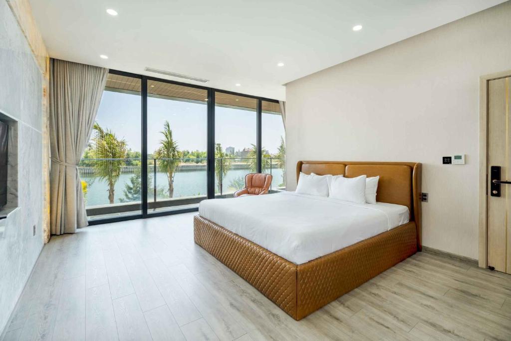 One River Pool Villas Da Nang