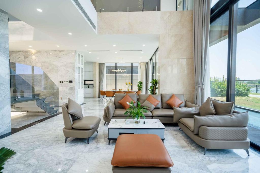 One River Pool Villas Da Nang