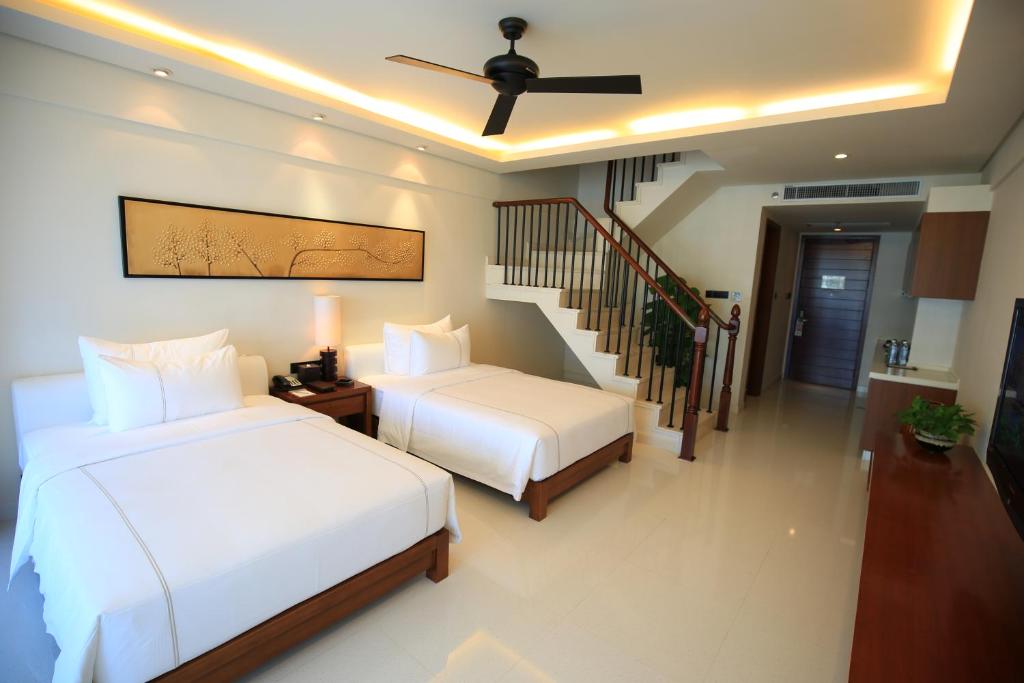 Четырехместный (Двухуровневый четырехместный номер), Ocean Sonic Resort Sanya