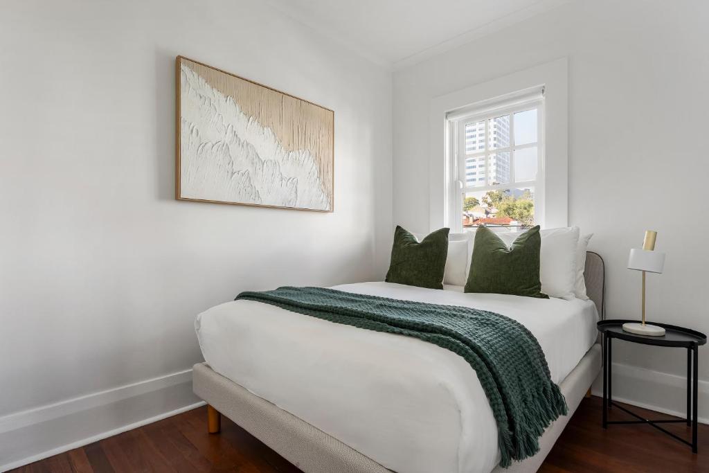 Bondi Junction Apartments by Urban Rest photo 3
