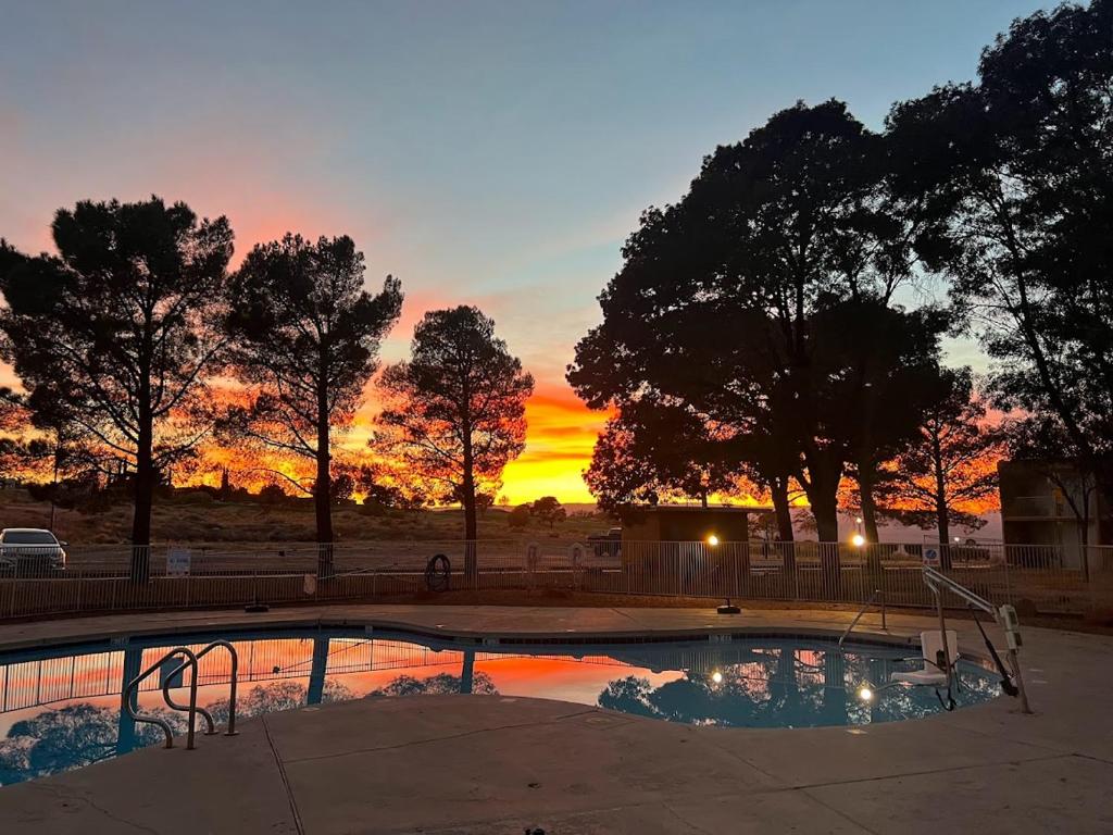 Quality Inn View of Lake Powell - Page image