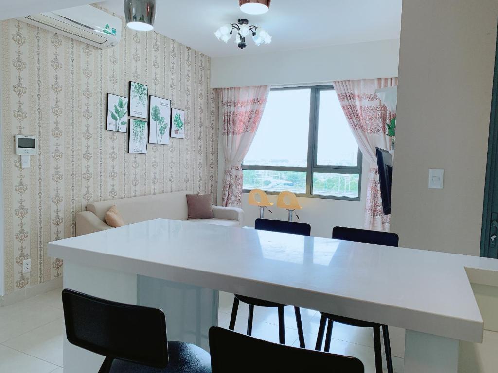 Masteri Thao Dien Comfy Apartment #Nice Balcony #Opening View