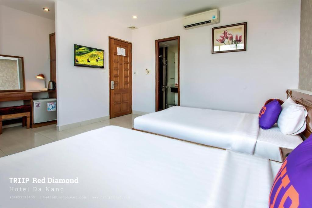 Red Diamon Hotel ĐN by BAY LUXURY