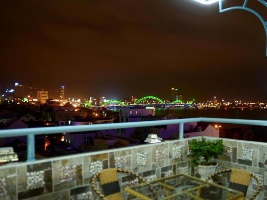 Red Diamon Hotel ĐN by BAY LUXURY