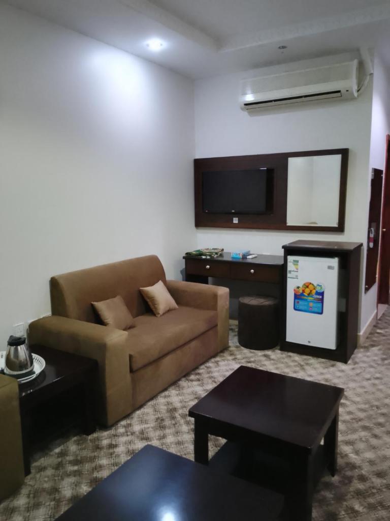 Nilufer AlHada Hotel - فندق نيلوفر الهدا - Tap to explore photos