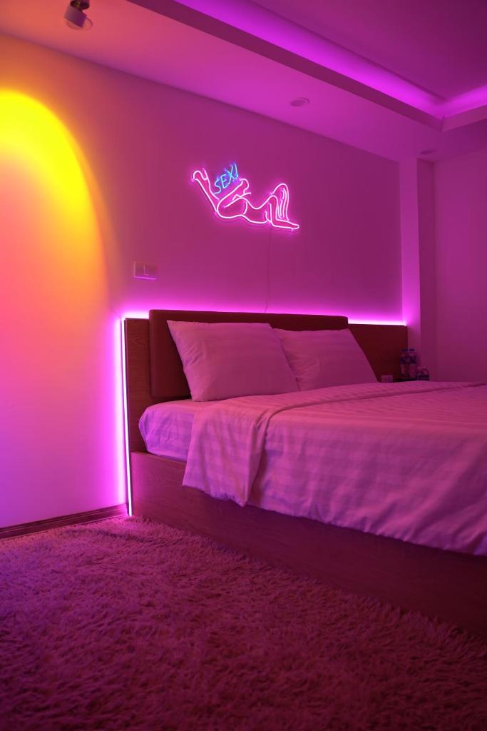 HONEYMOON HOTEL 2 - Ba Đình