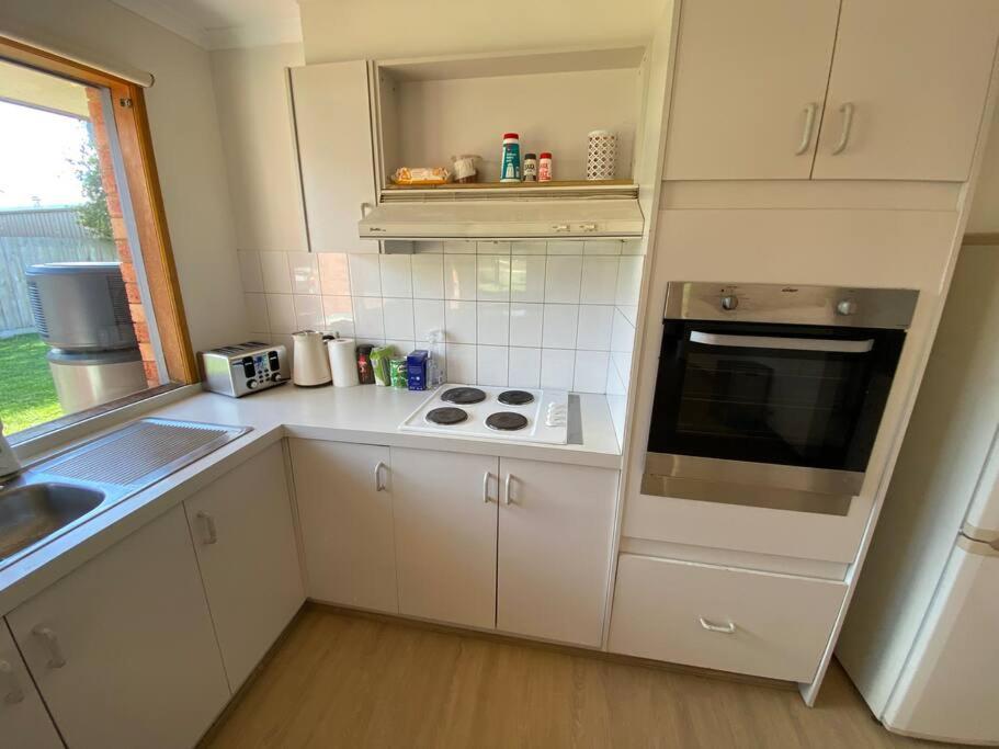 4 bedroom 2 bath renovated with spa king bed and free arcade games sleeps 10 photo 1