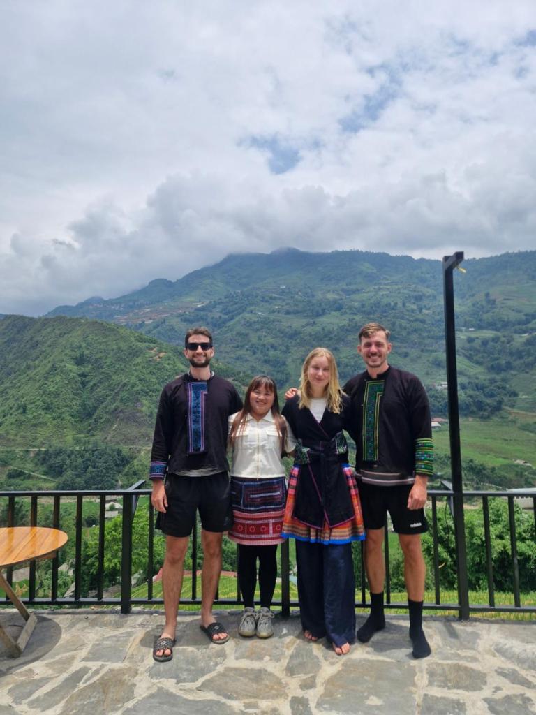 Zaazaa Trekking and Homestay