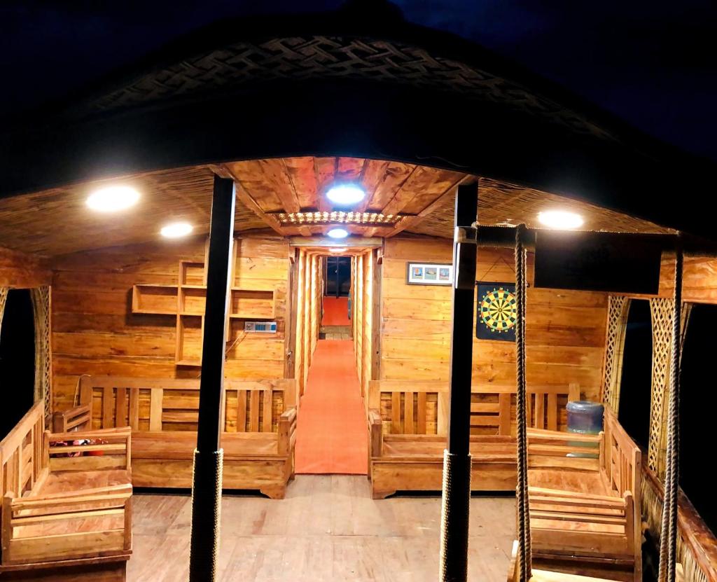 Galui - Truly Floating House in Tangua photo 4