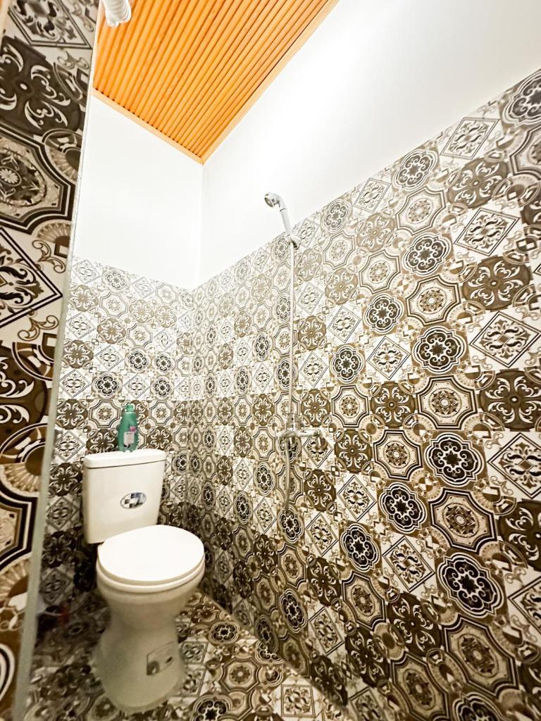 La Casa Di Dicembre 42 Thợ Nhuộm