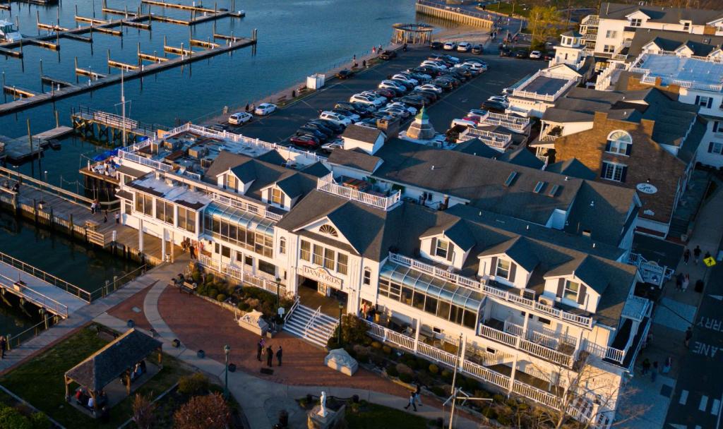 Danfords Hotel and Marina image
