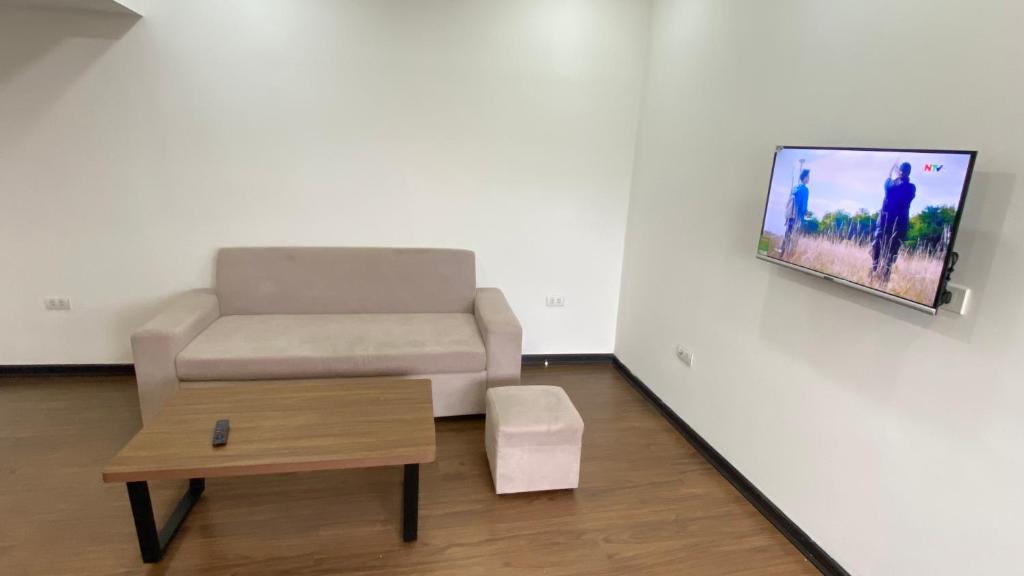 Era Apartment La Thành