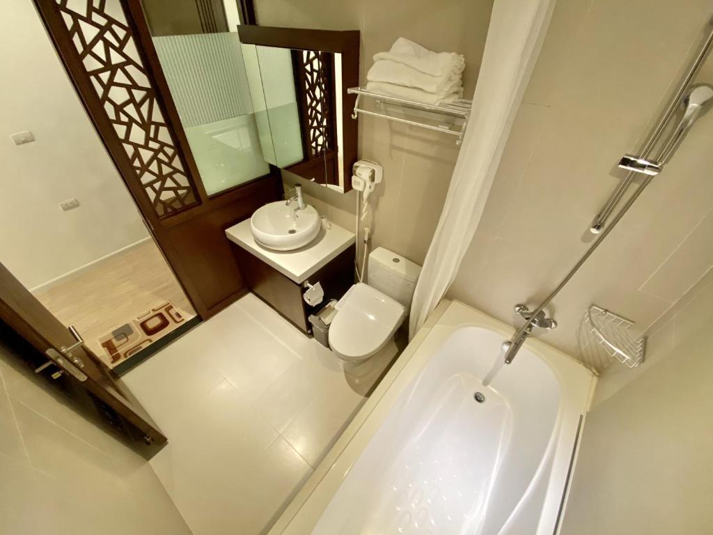 Apricot House 19535 Kim Mã