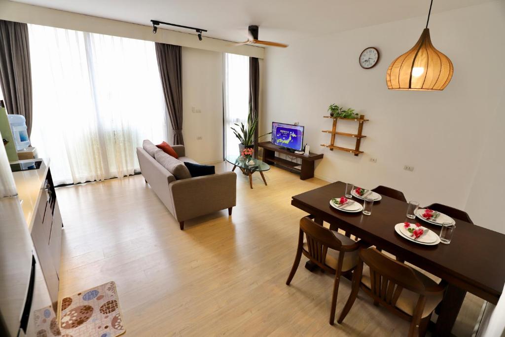 Apricot House 19535 Kim Mã