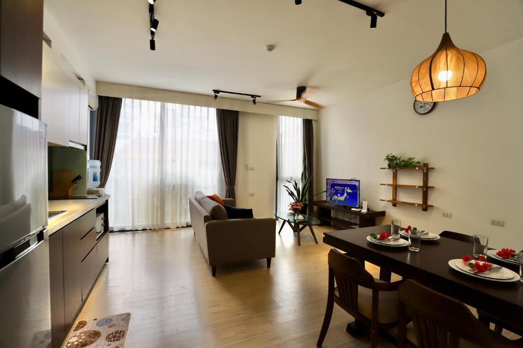 Apricot House 19535 Kim Mã