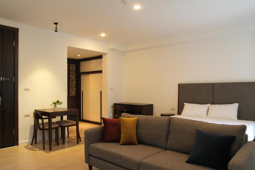 Apricot House 19535 Kim Mã