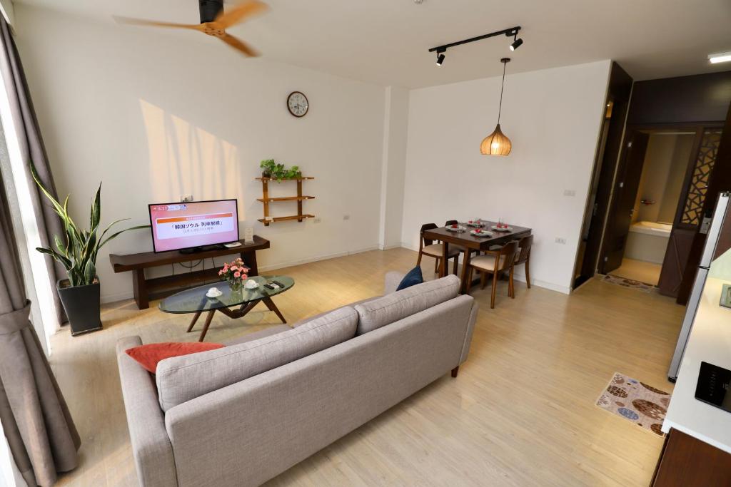 Apricot House 19535 Kim Mã