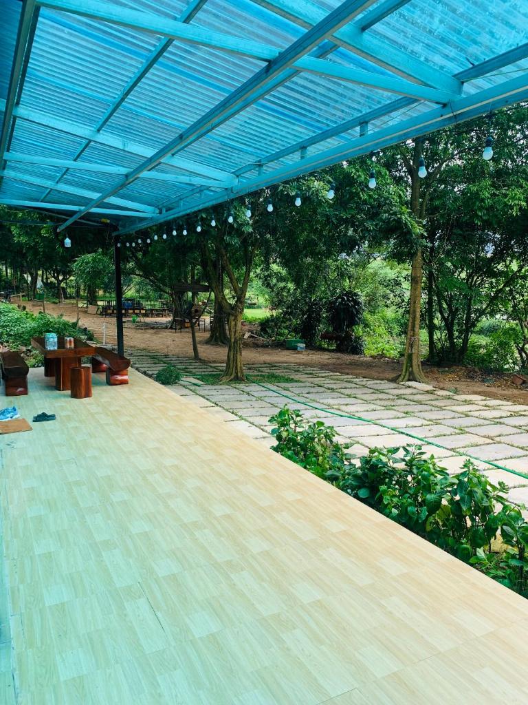 Chú Thiện Homestay and Camping