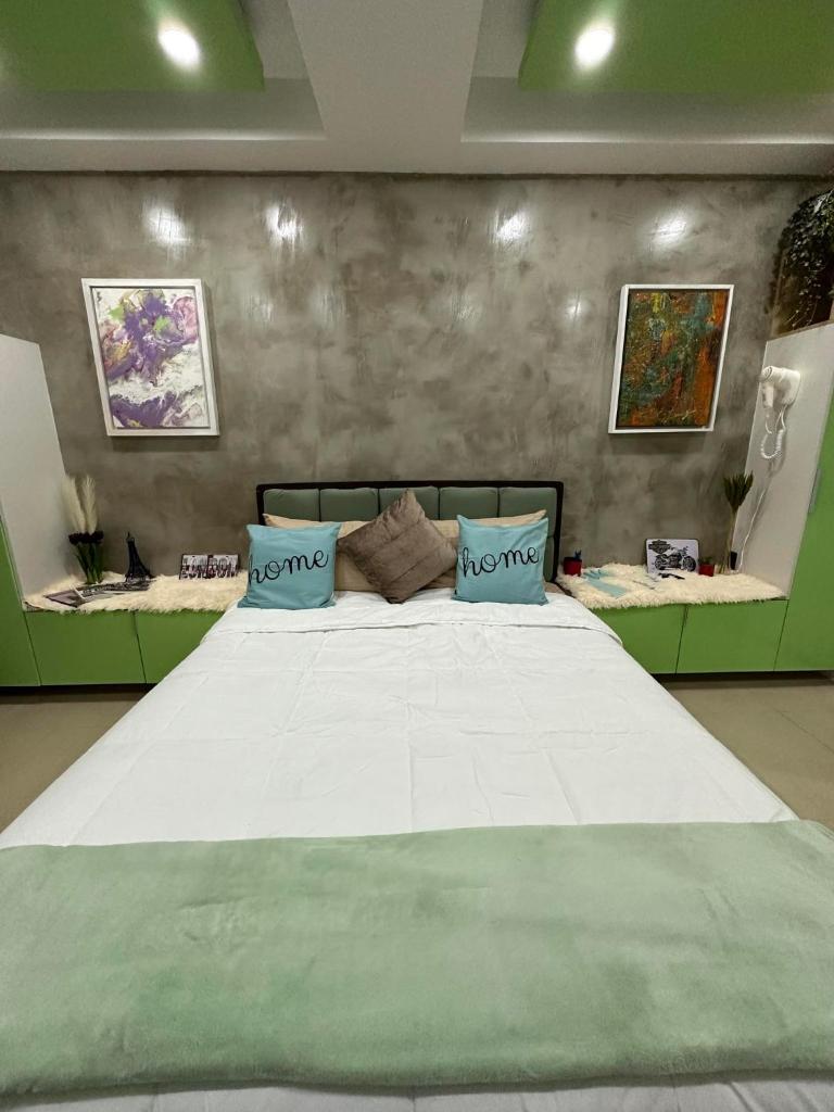One Oaker Pad, Baguio