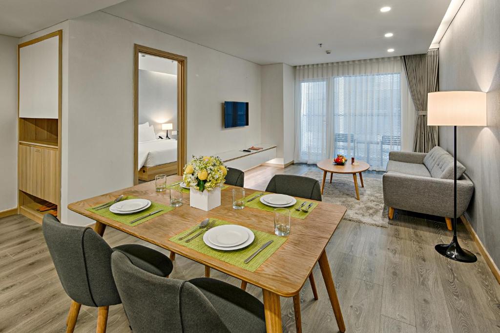 Zen Diamond Suites Hotel Da Nang