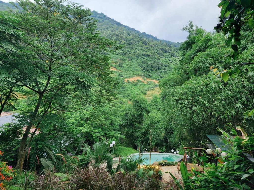 Dốc Chill Villa Biệt thự trên đồi, view núi, khu làng HN bỏ phố về rừng