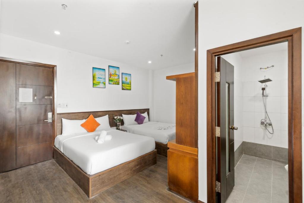 Happy House Hotel & Apartment