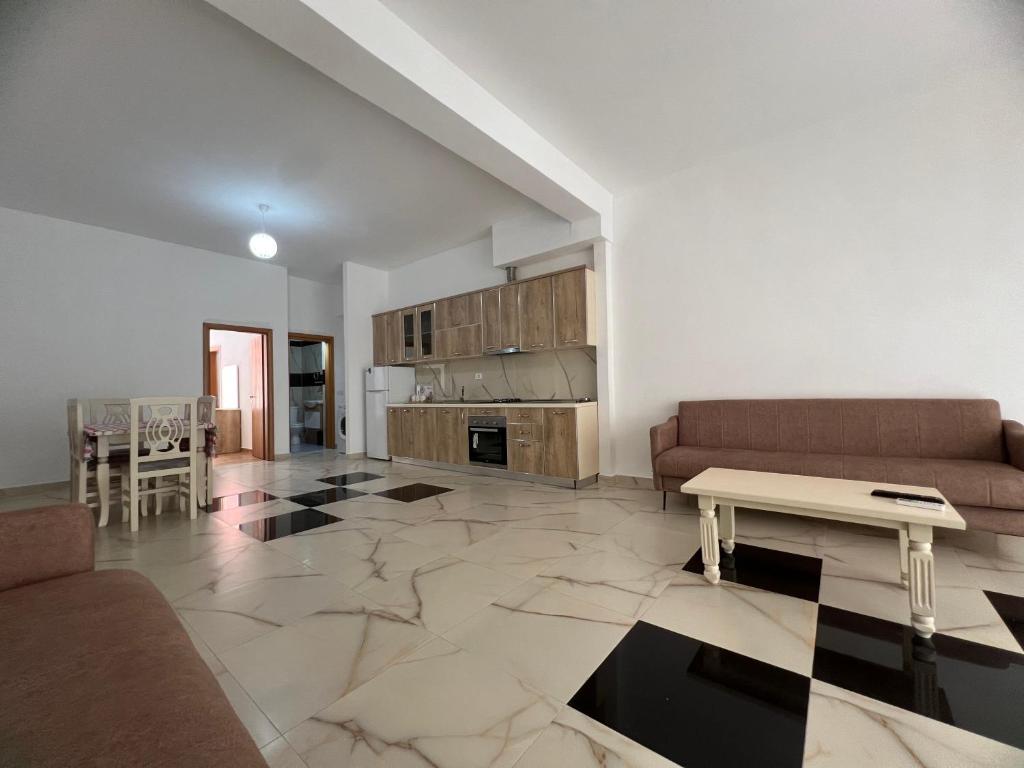 Ground Floor Comfort Suites - Spacious & Modern photo 4
