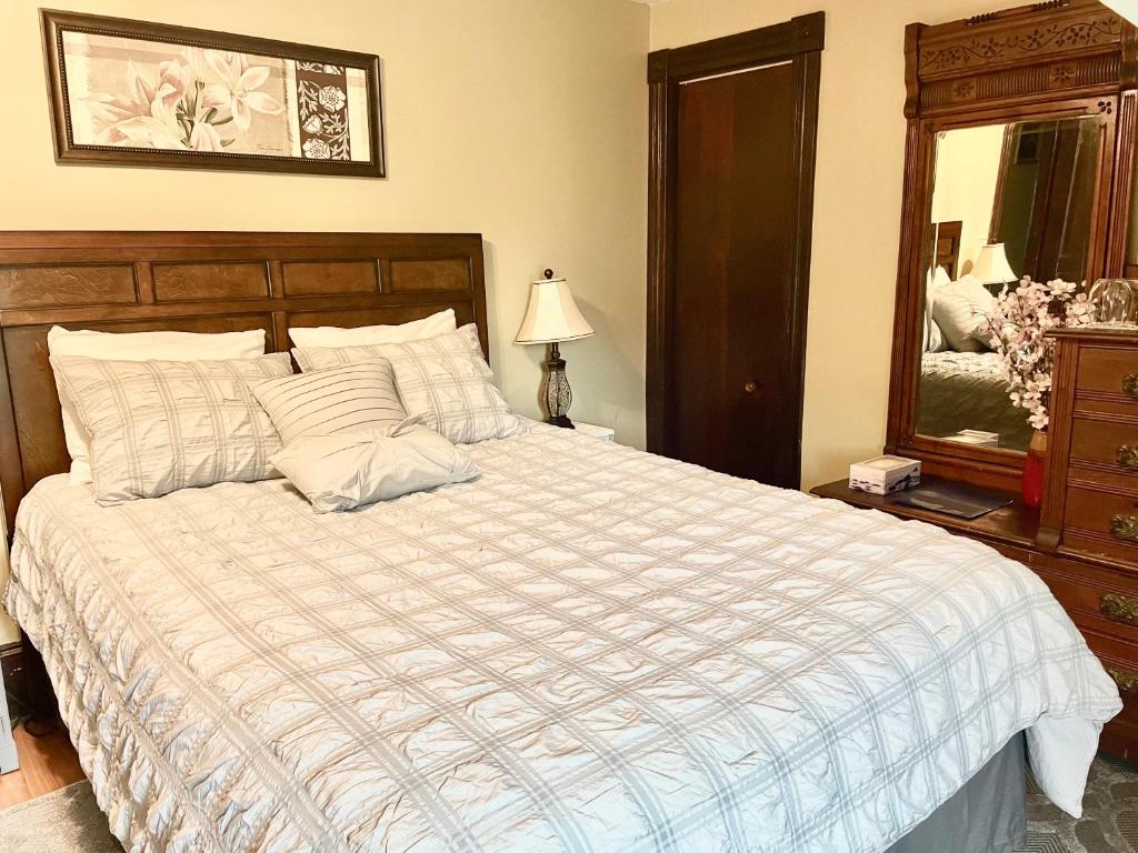 Prince County Guest House Room Type - Queen Room