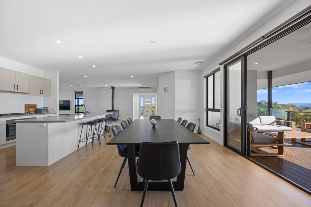 Opal - Mansfield - Sleeps 7 photo 4