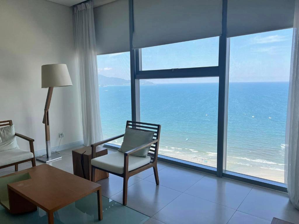 Ocean view luxury apartment in My Khe beach