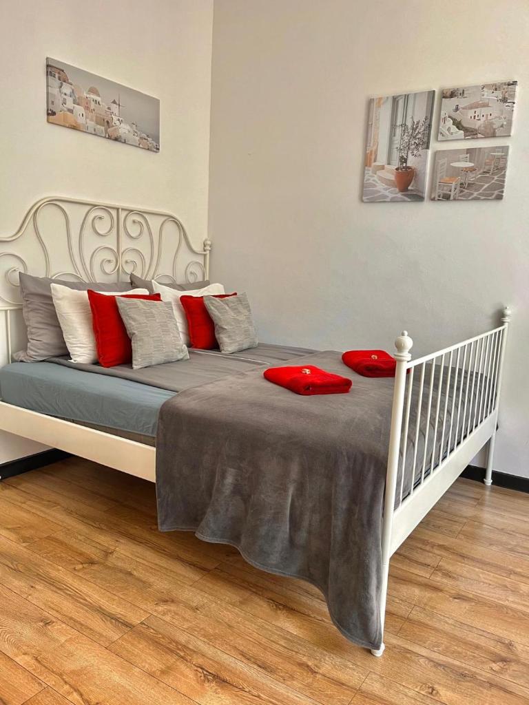 Best 1 Room Condo in Warszawa Center