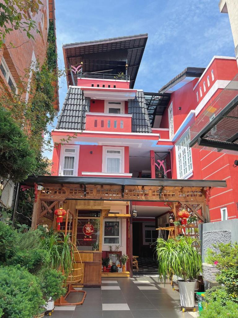 Lovely House