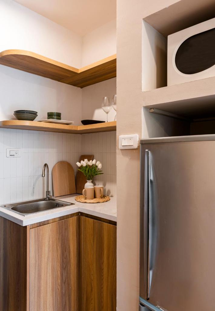 Inam Home Lakeview Apartments