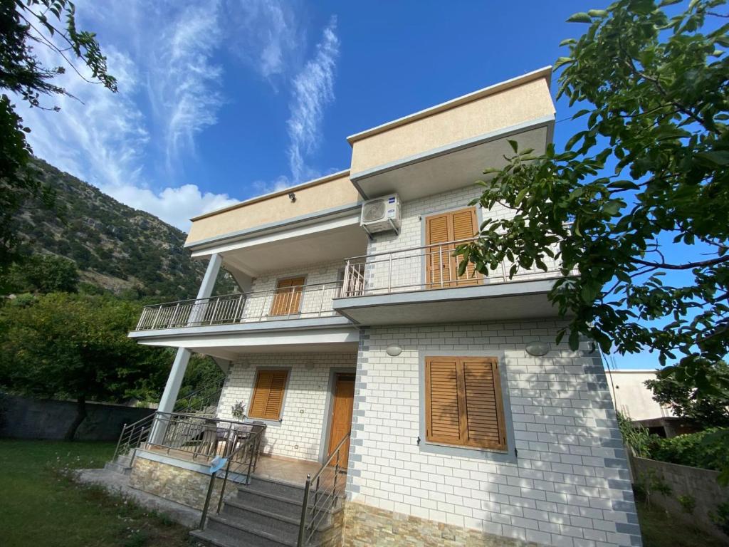 Villa Pams